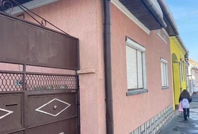 Proprietar, singur in curte, vand casa in Ra?nov! - 4