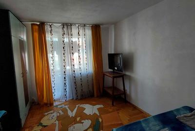 Apartament cu 2 camere decomandat în Precista - 1
