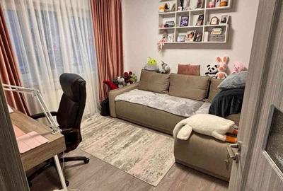 Apartament cu 3 camere decomandat în Griviței - 2