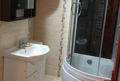 Apartament cu 3 camere decomandat în Central - 3