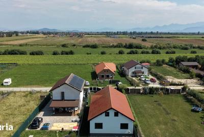 Casă cu 4 camere cu Teren 680 Mp în Valea Cetății