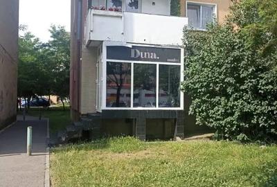 Spațiu comercial, de 64 mp, în Central - 1