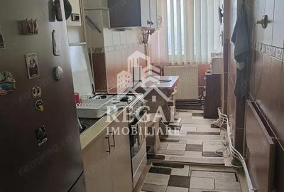 Apartament cu doua camere in zona Micro 7 - 2