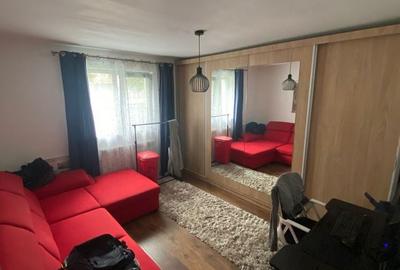 Casă cu 4 camere cu Teren 200 Mp în Central - 9