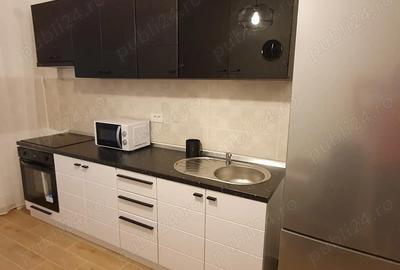 Garsonieră decomandată în Central
