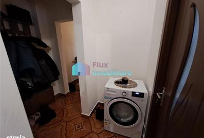 Apartament cu 2 camere decomandat în Precista