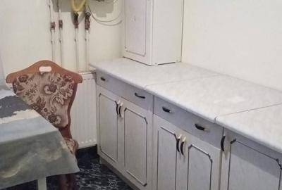 Garsonieră decomandată în Diamant - 7