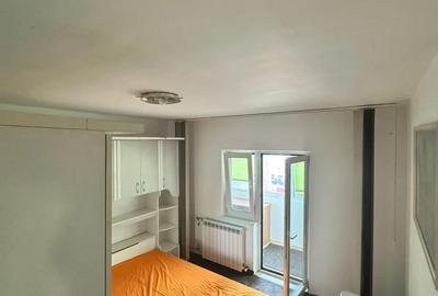 Apartament cu 3 camere decomandat în Rogerius