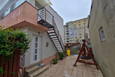 Eden  Institutul de Marină – Casă 3 cam P+M  mobilată utilată