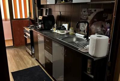 Apartament cu 3 camere in zona Micro 14 (2 Babe) - 5
