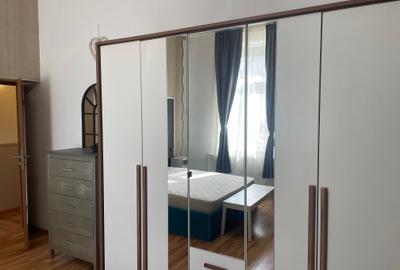 Casă individuală cu 2 camere cu Canalizare în Parcul Carol - 4