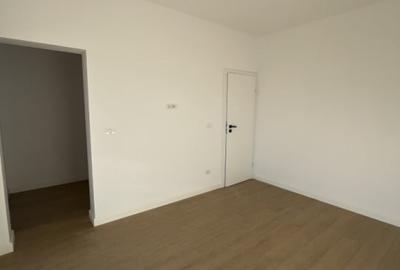 PROPRIETAR, DECOMANDAT, 2 BALCOANE - 2