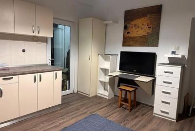 De Vanzare Garsoniera Universitate sect 1 - 1