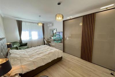 Apartament cu 4 camere decomandat în 7 Noiembrie - 17