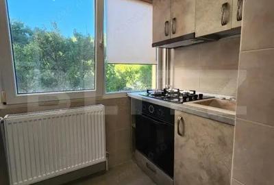 Apartament de inchiriat, 50 mp, 3 camere, zona Consul - 8