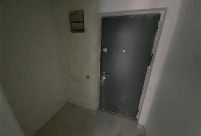 Apartament cu 3 camere semidecomandat în Florești - 11