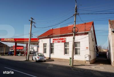 Spațiu comercial, de 1,000 mp, în Central - 4