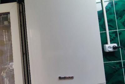 Apartament cu 2 camere semidecomandat în 9 Mai - 3