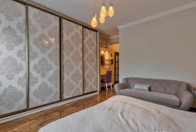 Apartament cu 5 camere decomandat în Bucureștii Noi