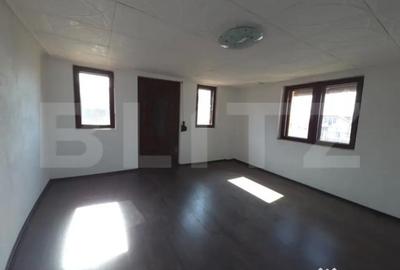 Casă cu 6 camere cu Teren 920 Mp în Central - 6