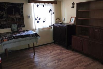 Casă cu 4 camere în Central - 13