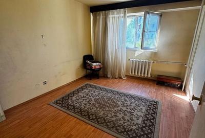 Apartament cu 2 camere decomandat în Capitol - 3