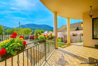 Resedinta distincta, mobilata cu rafinament, pe 1.000 mp teren, Central, Sacele, Brasov - 9