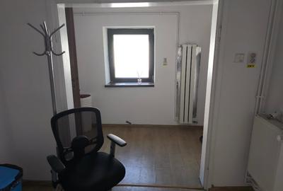 Casă individuală cu 3 camere cu Canalizare în Rahova - 3