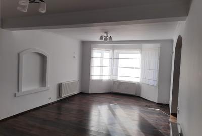 Casă cu 4 camere în Petrești - 5