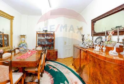 Casa de vanzare in zona Magheru - 28