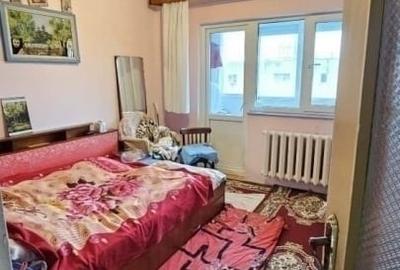 Apartament cu 3 camere decomandat în Mircea cel Bătrân - 2