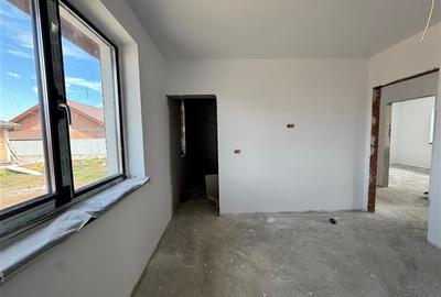 Casă individuală cu 4 camere cu Teren 500 Mp în Tărlungeni - 10