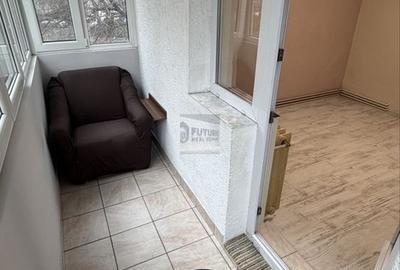 Apartament cu 4 camere decomandat în Apărătorii Patriei - 3