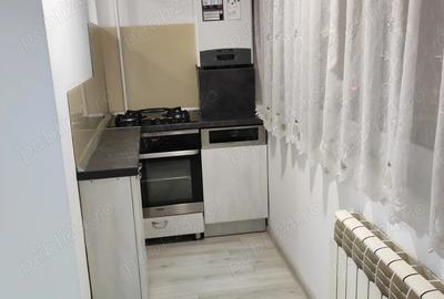 Inchiriez apartament - 3