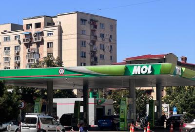 Bld Decebal strada|-Metrou Muncii -1 minut-rond Alba Iulia -Garsoniera mobilata - 13