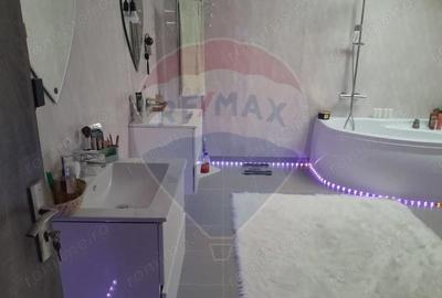 Casă cu 4 camere cu Teren 2500 Mp în Oeștii Pământeni - 16