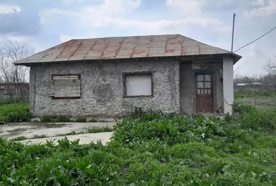 Vand teren cu o casa nelocuibila pe el - 6