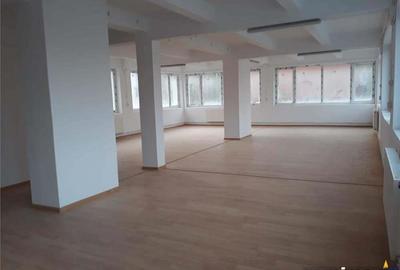 Componenta versatila, conditii avantajoase, birouri comercial servicii,Tractorul, Brasov