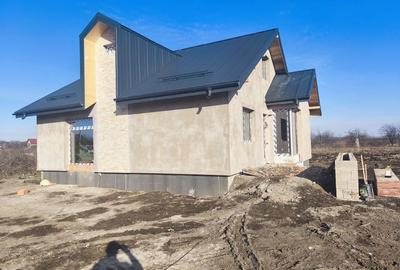 Casă cu 4 camere în Holboca - 6