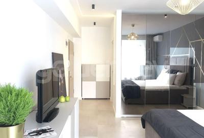 Studio | langa plaja | - 2