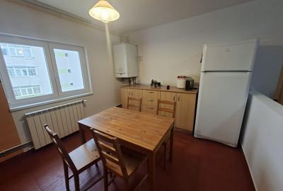 Apartament cu 4 camere decomandat, mobilat în Fundeni - 2