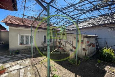 Casa parter bilaterala cu teren de 401mp si toate utilitatile in Catargiu - 3