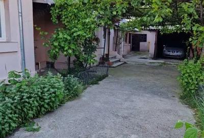 Casă cu 3 camere cu Teren 344 Mp în Central