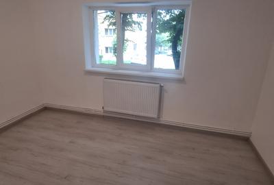 Apartament cu 2 camere zona Parcului Curcubeul Apartament cu 2 camere zona Parcului Curcubeul - 2