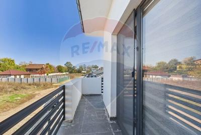 Casă cu 4 camere cu Teren 262 Mp în Est - 16