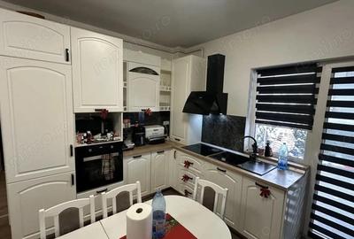 Apartament cu 3 camere decomandat în Săsar - 8