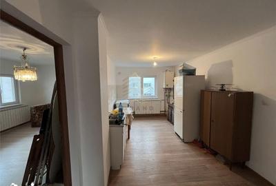 Apartament cu 3 camere decomandat în Central - 14