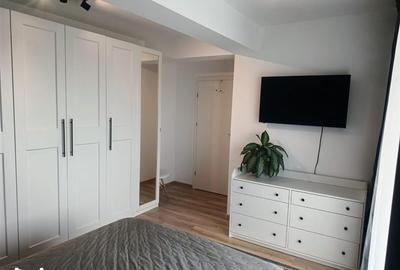 Apartament cu 2 camere decomandat, mobilat în Tractorul - 3