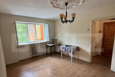 Apartament cu 2 camere semidecomandat în George Enescu