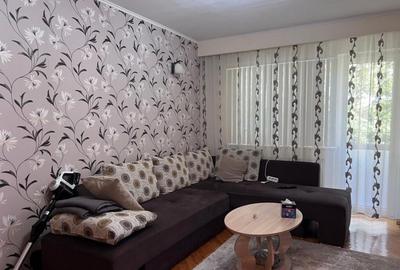 Apartament 2 camere in Deva, zona Licee - 1